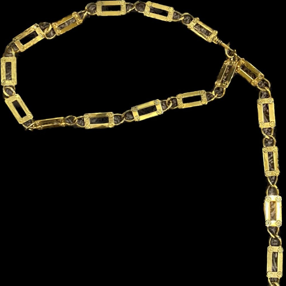ST JOHN GOLD CHAIN BELT